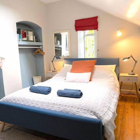 Lovely Property In The Heart Of Somerset, Sleeps 9 Shepton Mallet Buitenkant foto