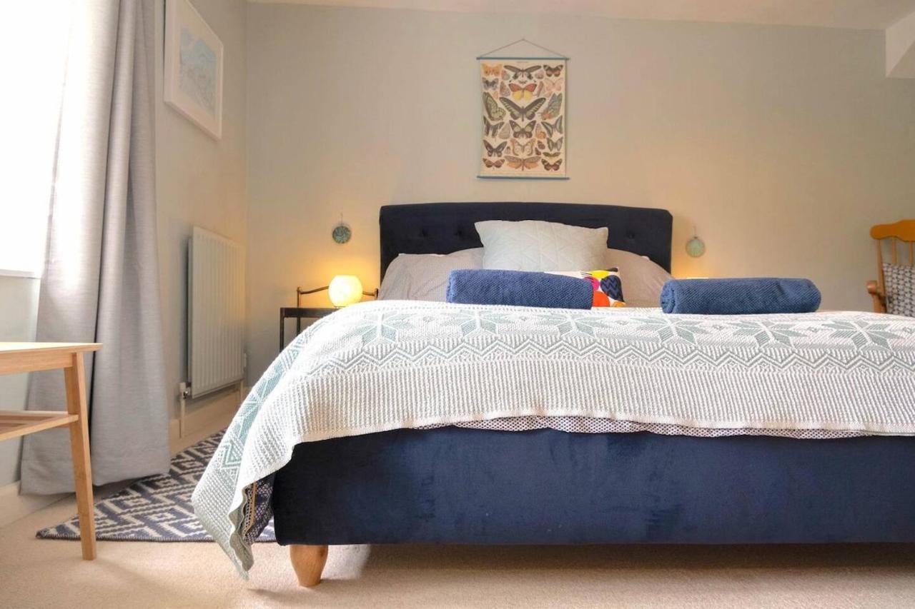 Lovely Property In The Heart Of Somerset, Sleeps 9 Shepton Mallet Buitenkant foto