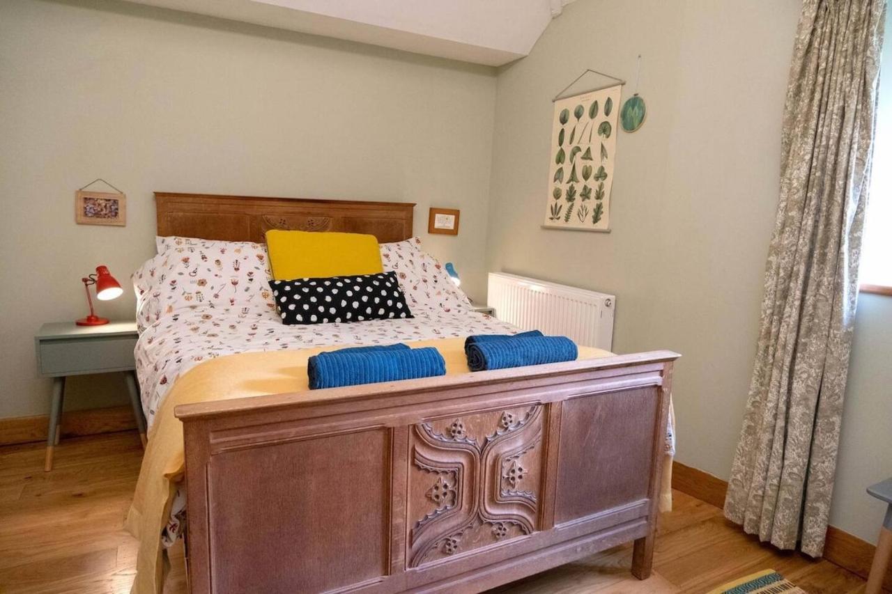 Lovely Property In The Heart Of Somerset, Sleeps 9 Shepton Mallet Buitenkant foto