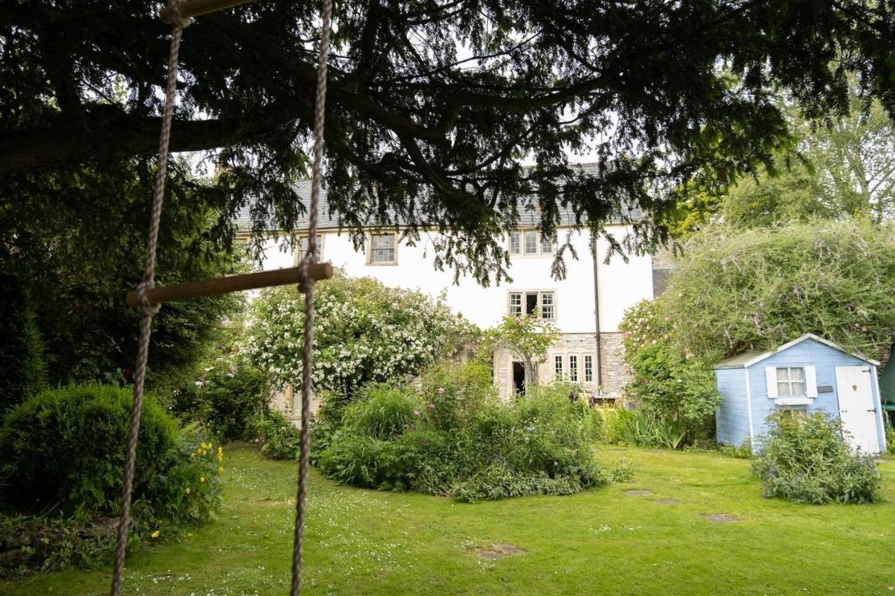 Lovely Property In The Heart Of Somerset, Sleeps 9 Shepton Mallet Buitenkant foto