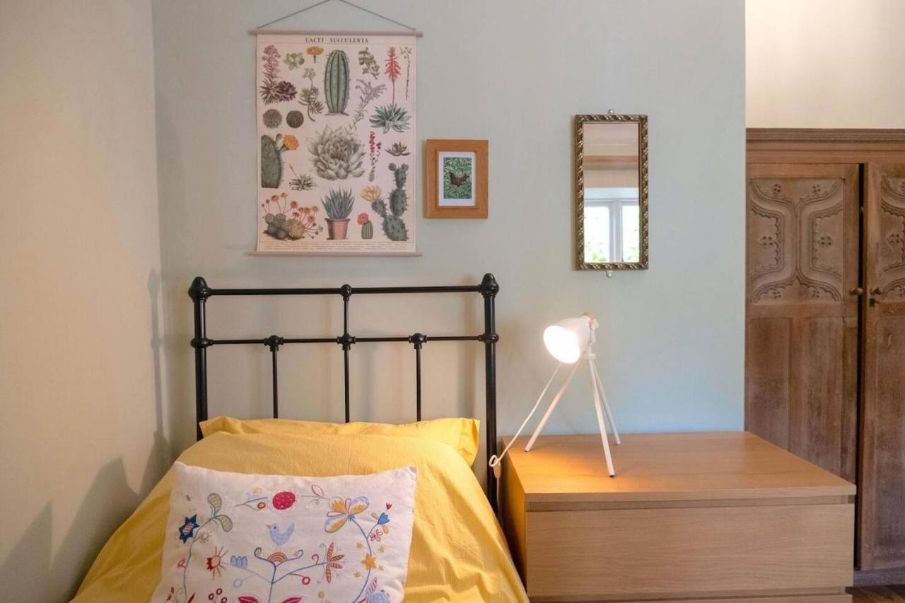 Lovely Property In The Heart Of Somerset, Sleeps 9 Shepton Mallet Buitenkant foto